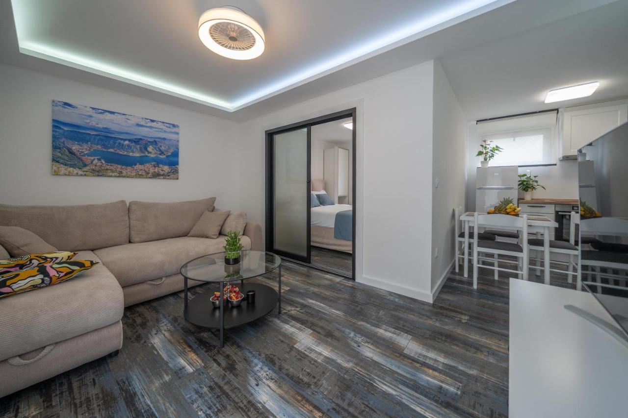 Zoi Apartment Kotor Luaran gambar